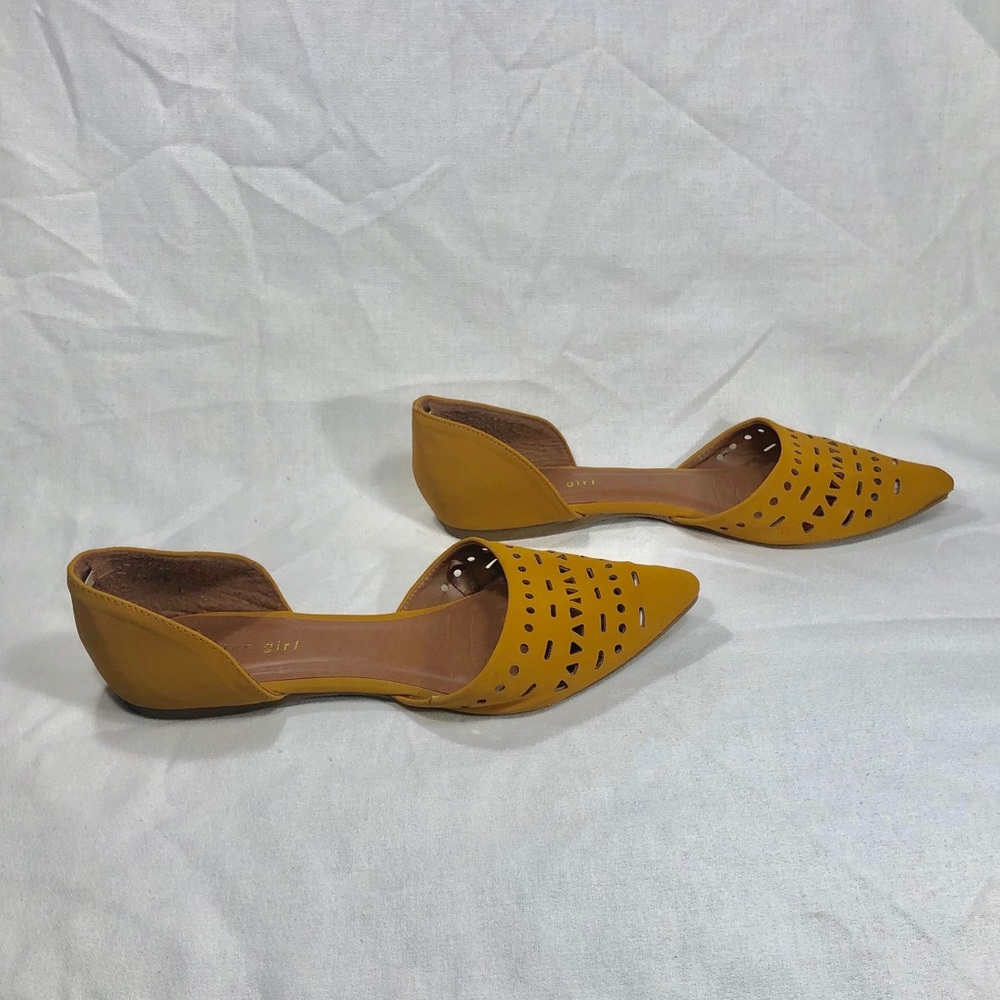 Madden Girl pointed toe flats